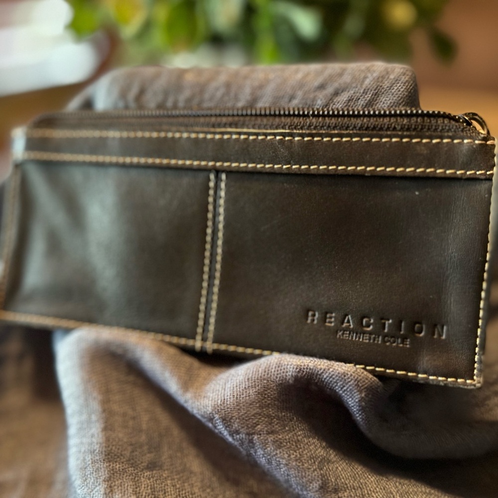 Kenneth Cole Black Leather Wallet